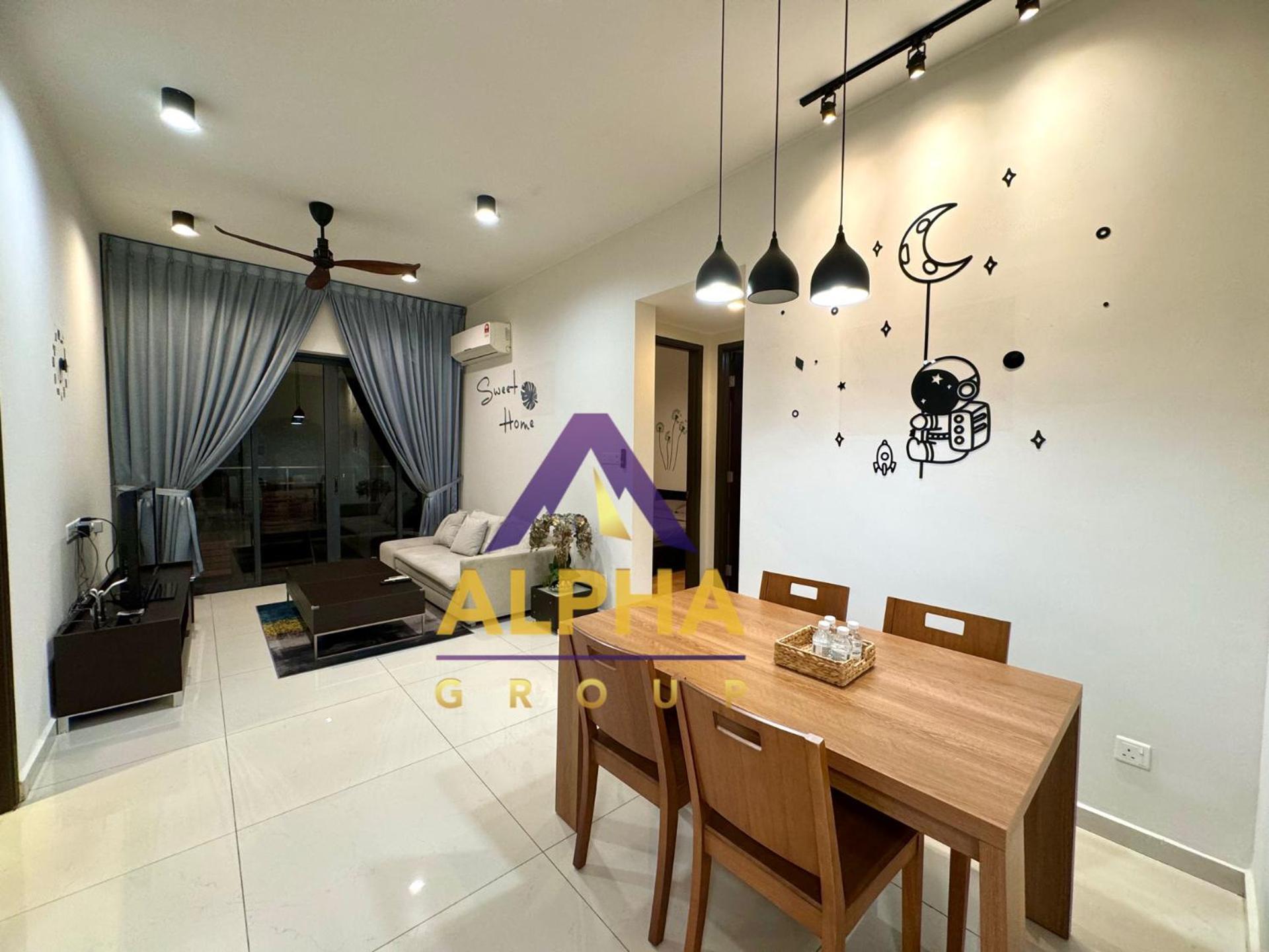 Alpha Danga Bay Sea View Apartment